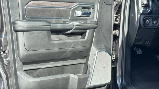 2026 Ram 3500 Laramie Crew Cab 4x4 8' Box