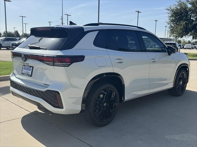 2026 Volkswagen Tiguan SE R-Line Black
