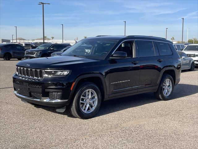2023 Jeep Grand Cherokee L Laredo 4x4