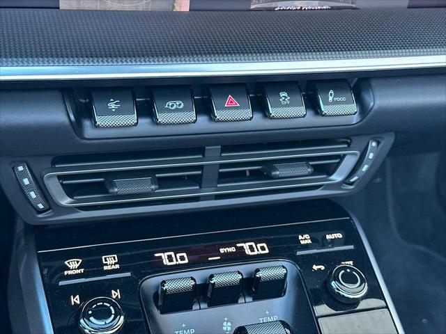 2023 Porsche 911 Turbo S Cabriolet