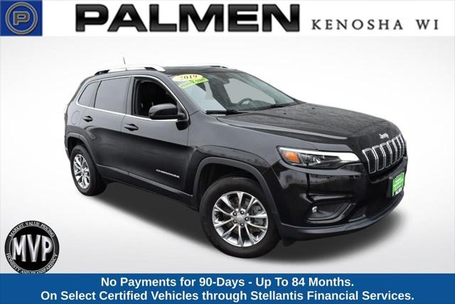 2019 Jeep Cherokee Latitude Plus 4x4 2019 Jeep Cherokee Latitude Plus 4x4
