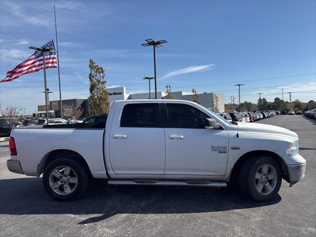 2019 RAM 1500 Classic Big Horn Crew Cab 4x4 57 Box 2019 RAM 1500 Classic Big Horn Crew Cab 4x4 57 Box