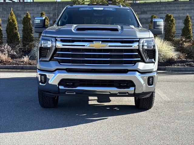 2025 Chevrolet Silverado 2500HD 4WD Crew Cab Standard Bed LTZ