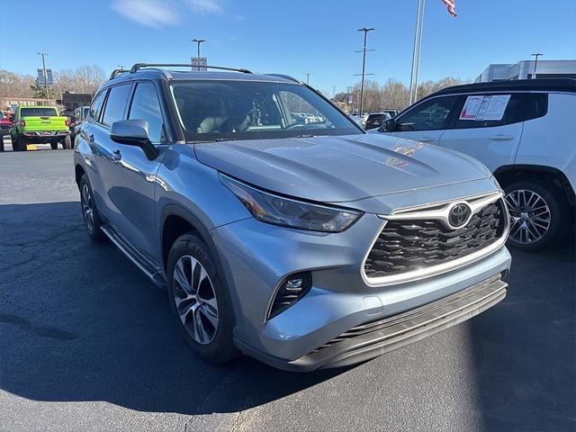 2022 Toyota Highlander XLE 2022 Toyota Highlander XLE