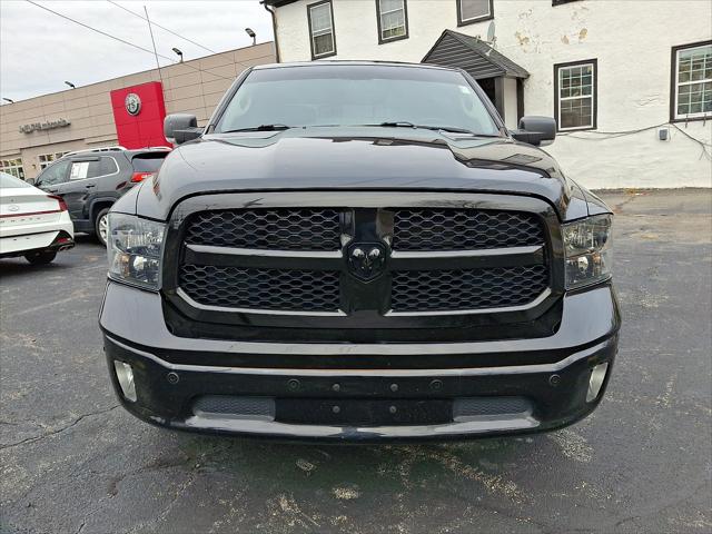 2018 RAM 1500 Big Horn Crew Cab 4x4 57 Box