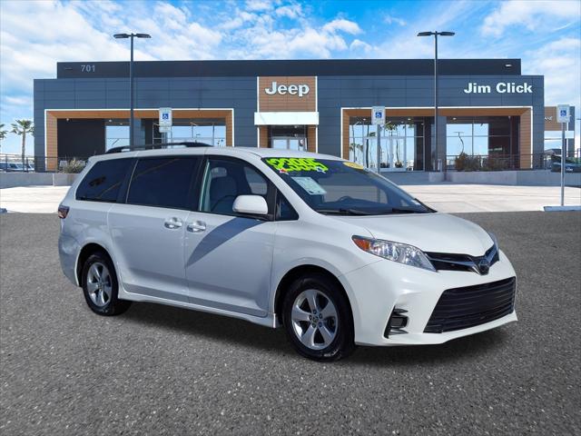 2020 Toyota Sienna LE