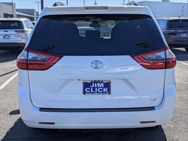 2020 Toyota Sienna LE