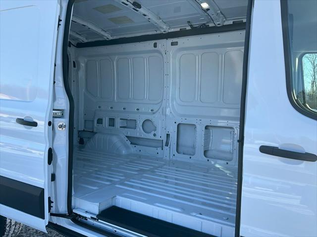 2026 Ford Transit Cargo Van Base