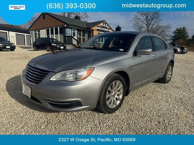 2013 Chrysler 200 Touring for sale in Pacific, MO