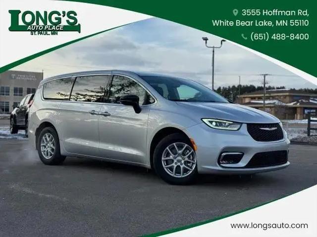 2024 Chrysler Pacifica Touring L for sale in White Bear Lak, MN