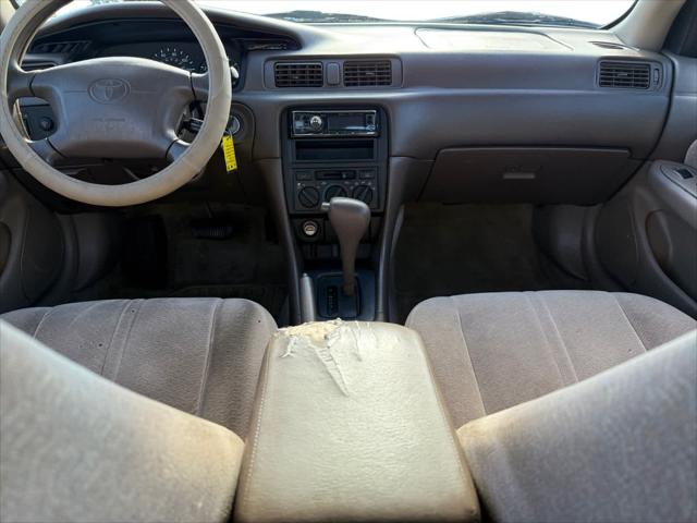 1997 Toyota Camry LE