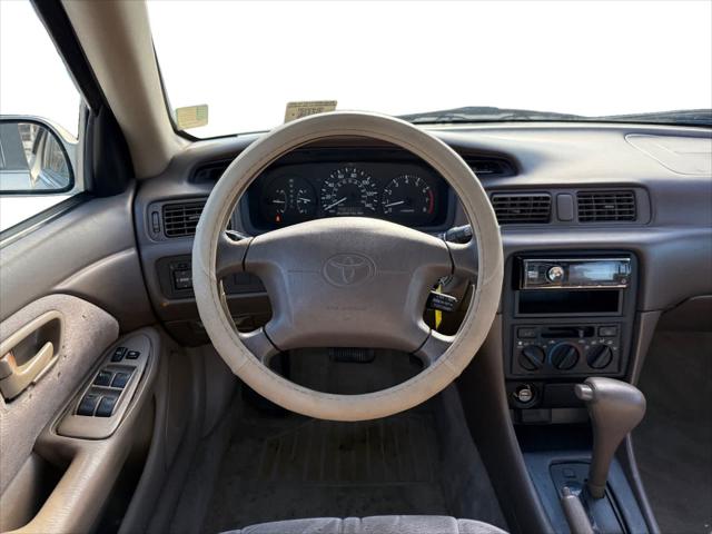 1997 Toyota Camry LE