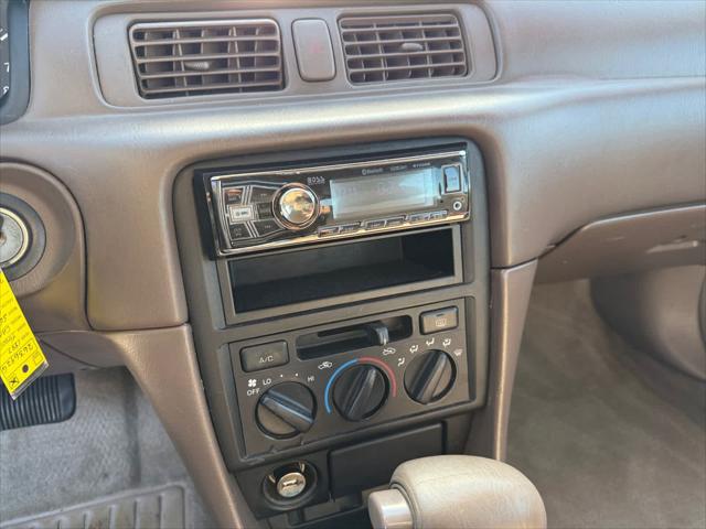 1997 Toyota Camry LE