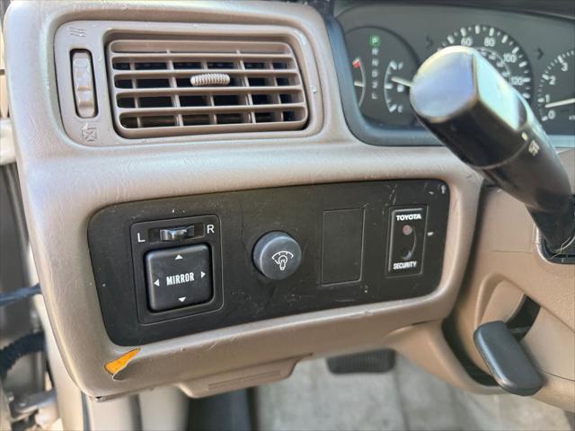 1997 Toyota Camry LE