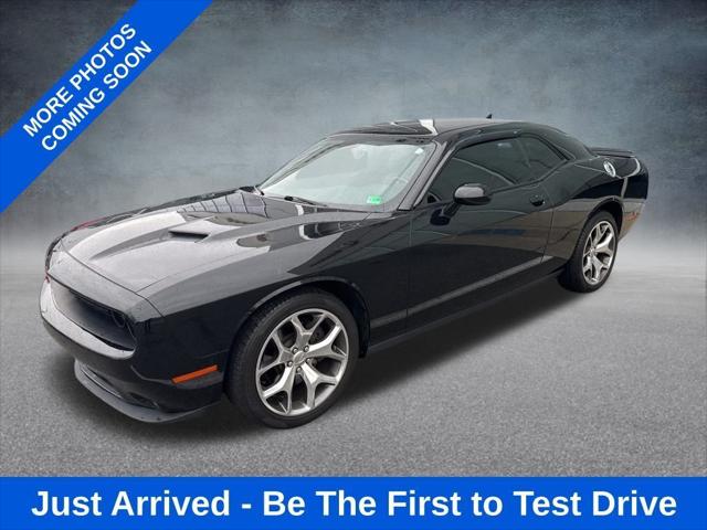 2015 Dodge Challenger SXT Plus