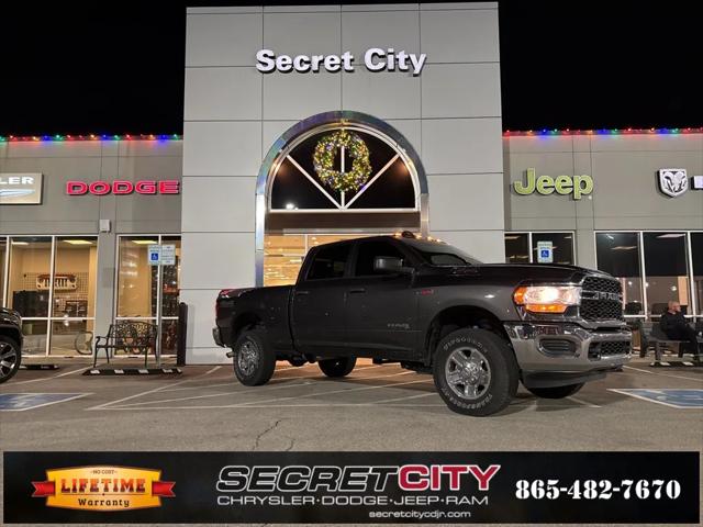 2022 RAM 2500 Tradesman Crew Cab 4x4 64 Box 2022 RAM 2500 Tradesman Crew Cab 4x4 64 Box