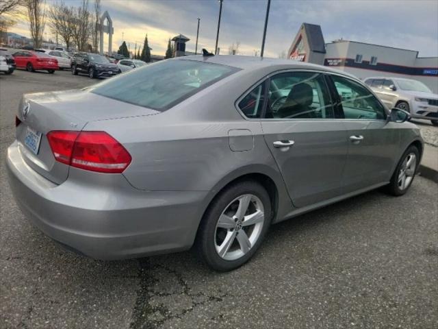 2012 Volkswagen Passat 2.5L SE 2012 Volkswagen Passat 2.5L SE