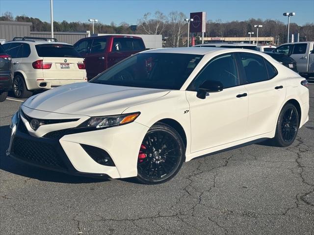 2020 Toyota Camry SE Nightshade Edition