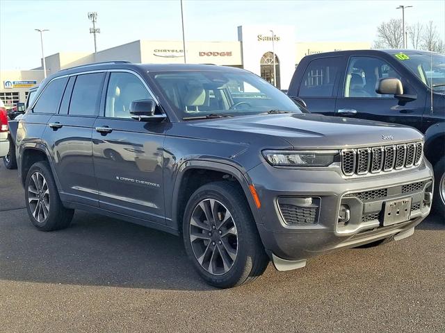 2022 Jeep Grand Cherokee Overland 4x4 2022 Jeep Grand Cherokee Overland 4x4