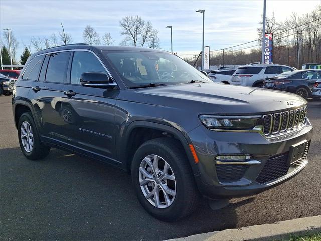 2022 Jeep Grand Cherokee Limited 4x4 2022 Jeep Grand Cherokee Limited 4x4