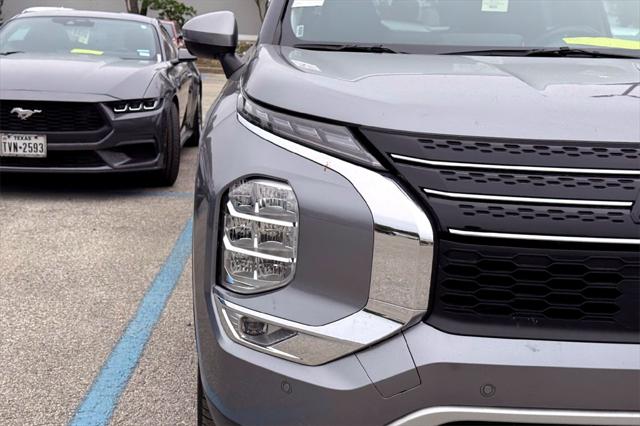 2024 Mitsubishi Outlander SE Black Edition w/Pano Roof S-AWC 2024 Mitsubishi Outlander SE Black Edition w/Pano Roof S-AWC