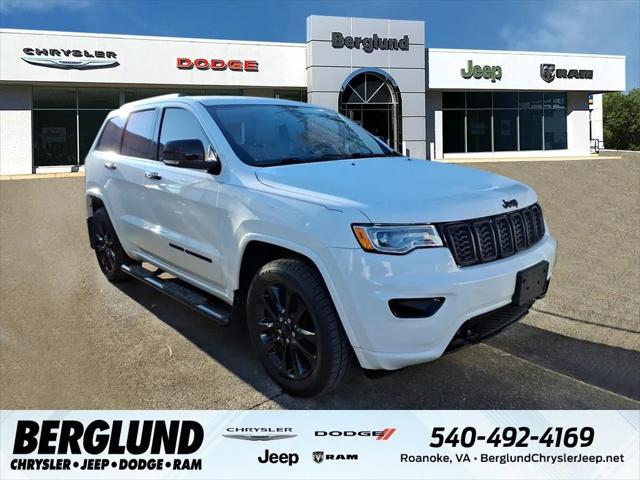 2017 Jeep Grand Cherokee Overland 4x4 2017 Jeep Grand Cherokee Overland 4x4
