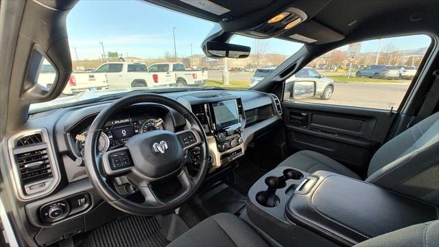 2022 RAM 2500 Tradesman Crew Cab 4x4 64 Box