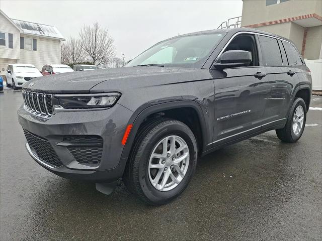 2025 Jeep Grand Cherokee Laredo X 4x4