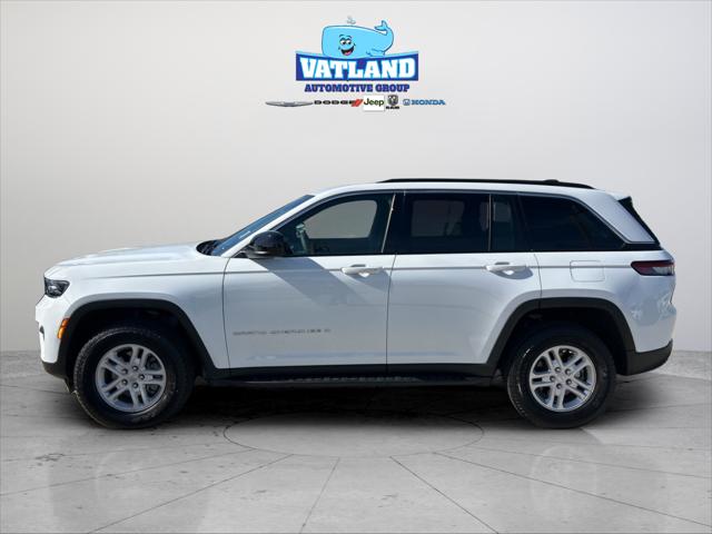 2025 Jeep Grand Cherokee Laredo 4x2