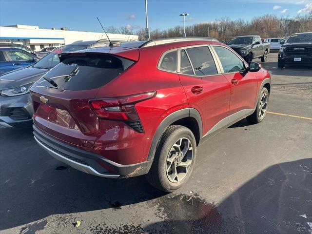 2024 Chevrolet Trax FWD LT