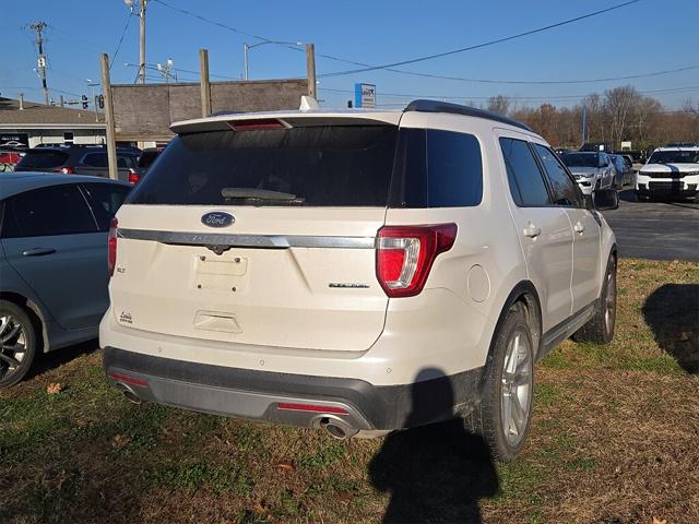 2016 Ford Explorer XLT 2016 Ford Explorer XLT
