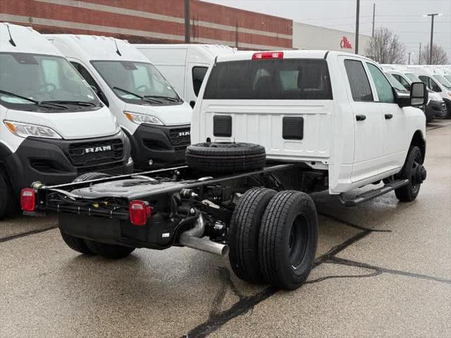 2026 RAM Ram 3500 Chassis Cab RAM 3500 TRADESMAN CREW CAB CHASSIS 4X4 60 CA