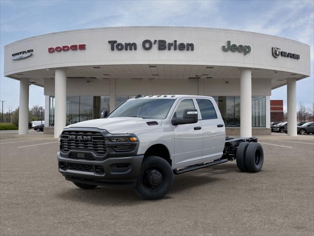 2026 RAM 3500 Chassis RAM 3500 TRADESMAN CREW CAB CHASSIS 4X4 60 CA