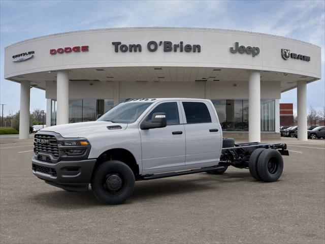 2026 RAM 3500 Chassis RAM 3500 TRADESMAN CREW CAB CHASSIS 4X4 60 CA