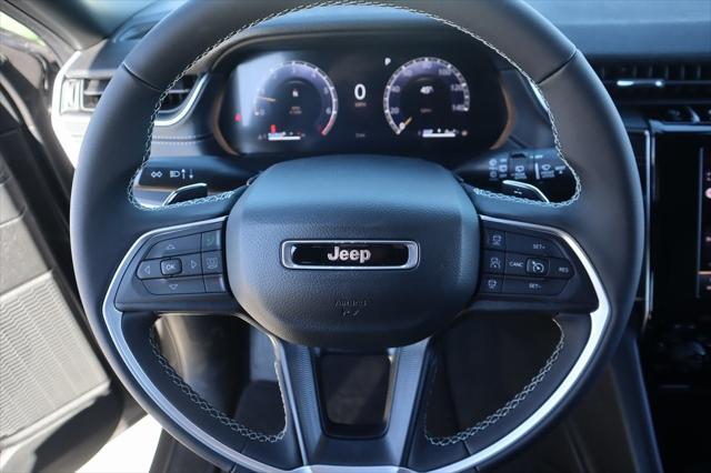 2025 Jeep Grand Cherokee GRAND CHEROKEE L LAREDO X 4X2