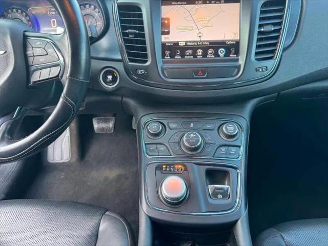 2015 Chrysler 200 S