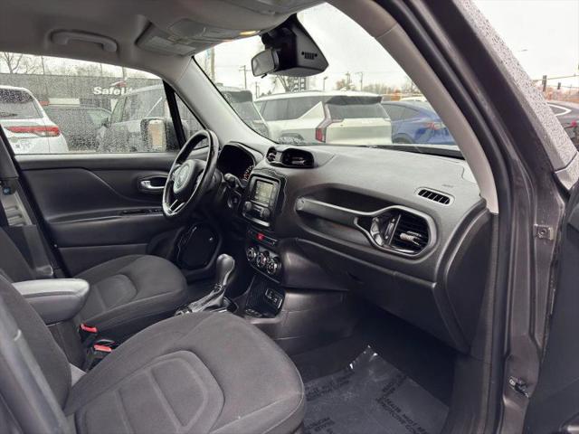 2017 Jeep Renegade Altitude FWD