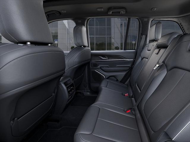 2025 Jeep Grand Cherokee Overland 4x4