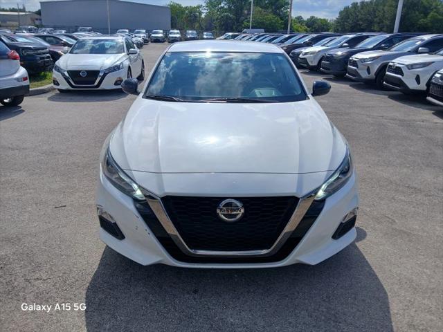 2021 Nissan Altima SR FWD