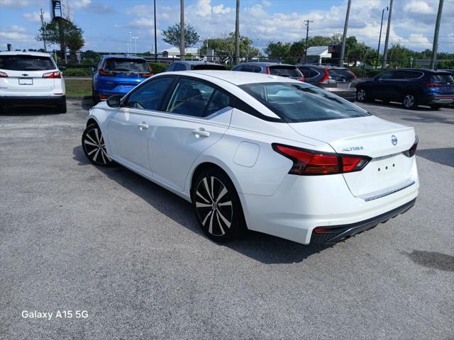 2021 Nissan Altima SR FWD