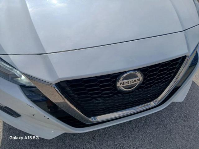 2021 Nissan Altima SR FWD