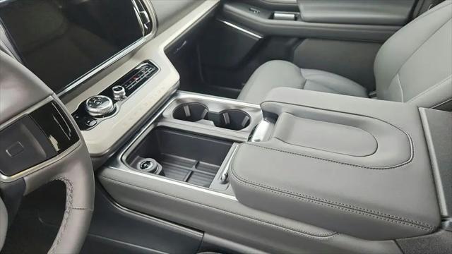 2026 Ford Expedition Max Active MAX