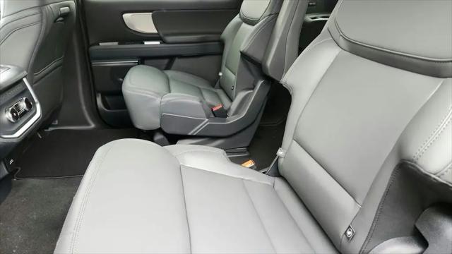 2026 Ford Expedition Max Active MAX