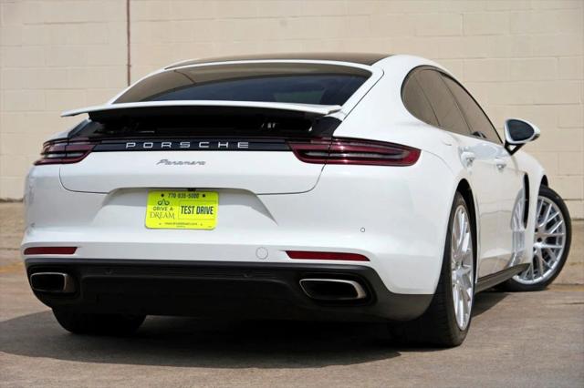 2018 Porsche Panamera 4