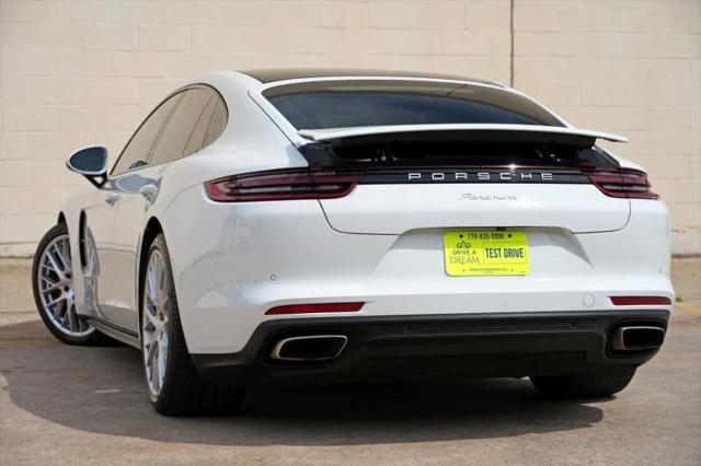 2018 Porsche Panamera 4