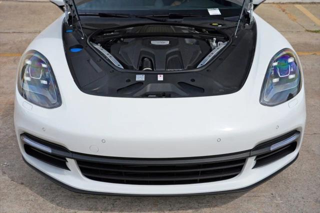 2018 Porsche Panamera 4