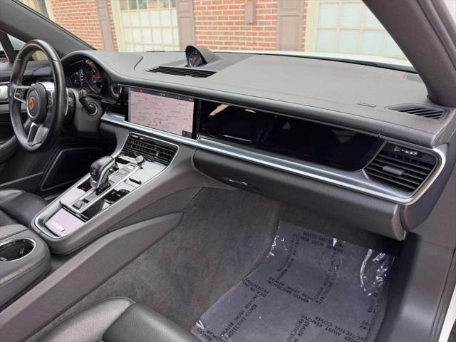 2018 Porsche Panamera 4