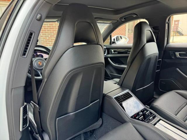 2018 Porsche Panamera 4