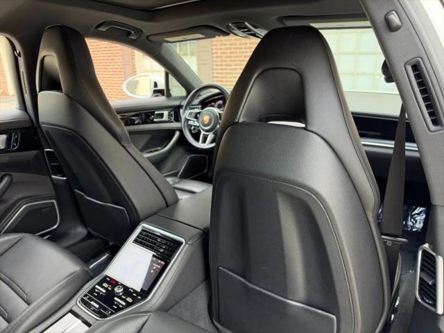 2018 Porsche Panamera 4