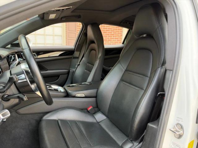 2018 Porsche Panamera 4